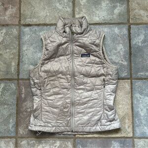 PATAGONIA Women's Size Small Nano Puff Lined Vest 84246 Primaloft Feather Grey
